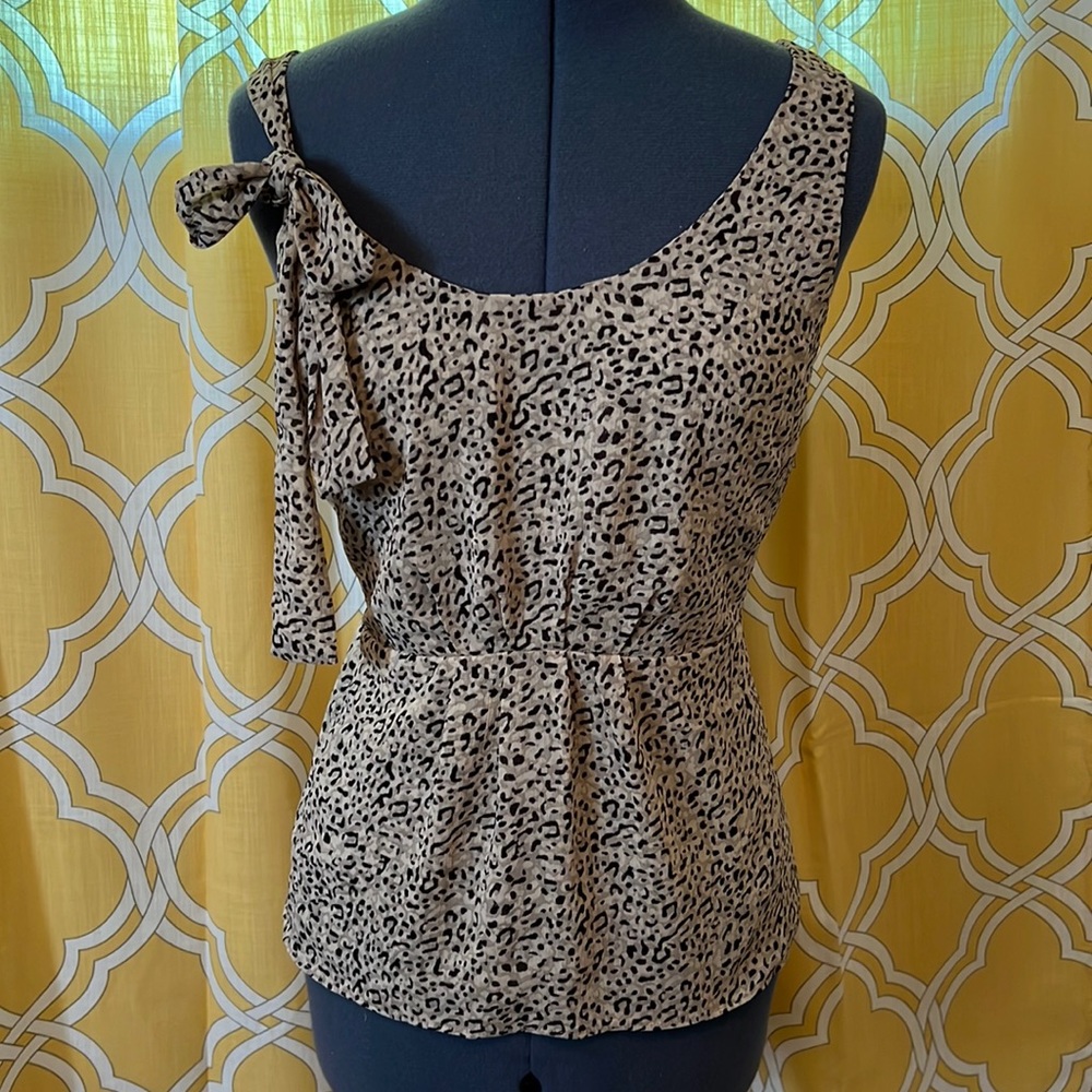 NWT Gap Tank Top bow animal print